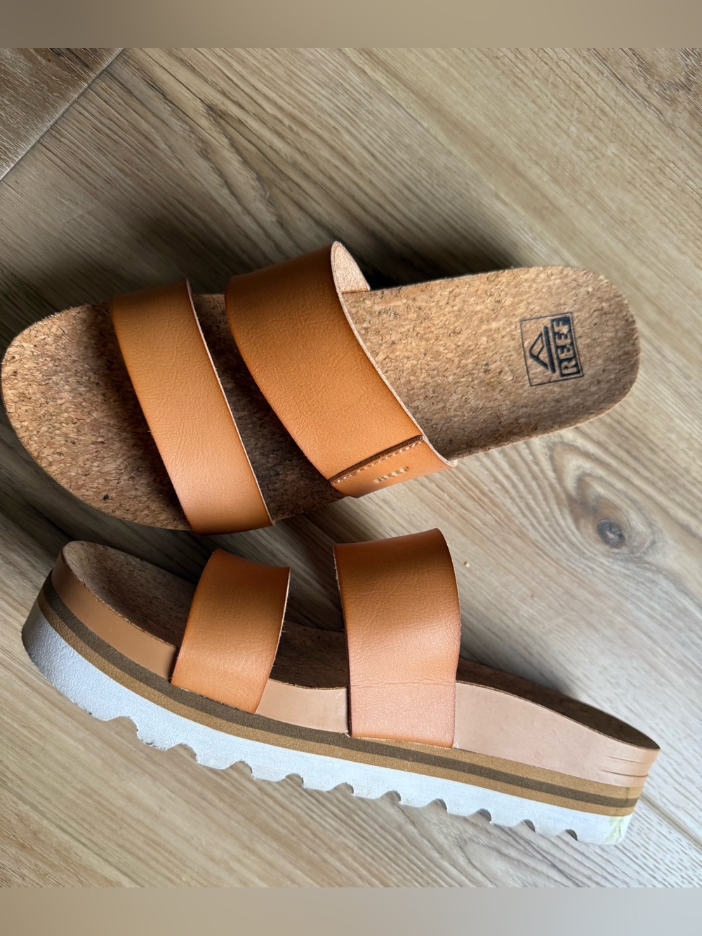 Reef Vista Hi Sandals in Tan - Picture 2 of 7